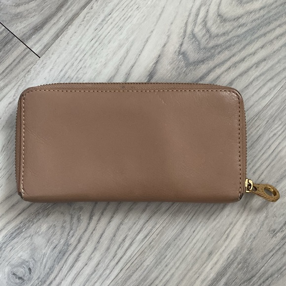 Marc Jacobs Wallet - Picture 2 of 5